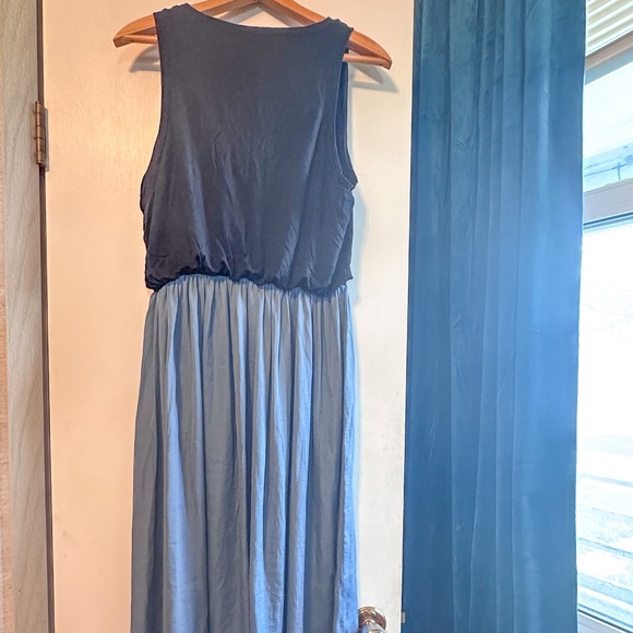Loft High-Low with High Neckline Pleated Dress - Picture 3 of 4